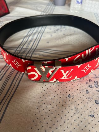 Cinturon rojo louis vuitton