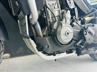 CF Moto 800MT 2024 - 9.000 km