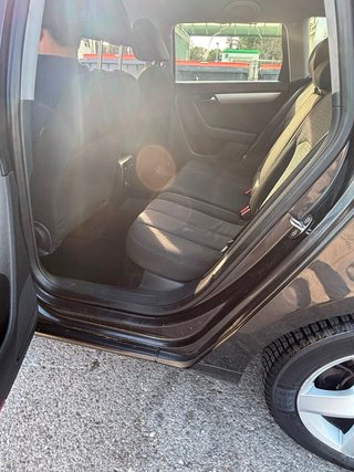 Volkswagen Passat 2011
