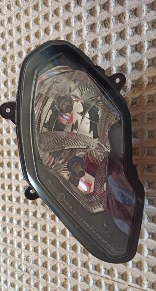 Faros Aprilia Tuono RSV Gen2