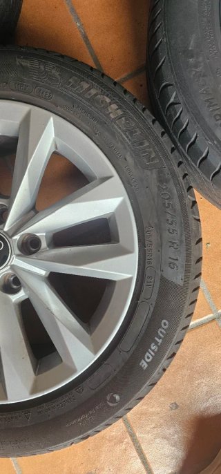 Llantas Audi A3 8Y michelin gomas nuevas205/55 R16