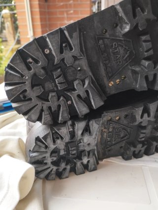 Anfibi militari paracadutisti marroni