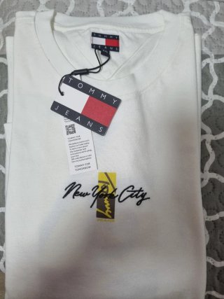 Camiseta Tommy Jeans Blanca New York City