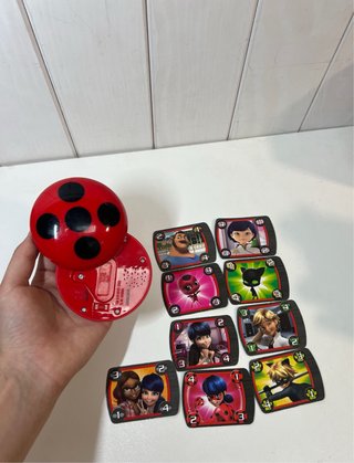 Juego Ladybug interactivo con cartas