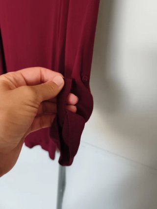 Blusa burdeos manga 3/4 Stradivarius talla S