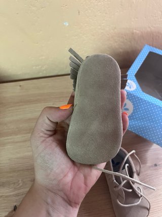 Zapatillas de bebé de ante