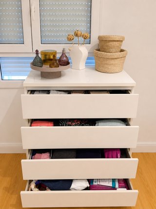 Cómoda IKEA MALM Blanca 4 Cajones y Cristal