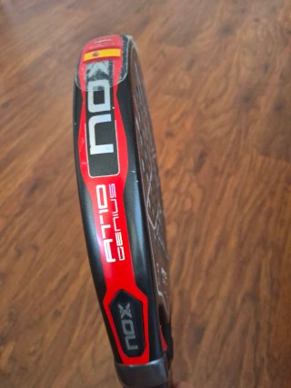 Pala Padel Nox AT10 Agustín Tapia Carbon 18K