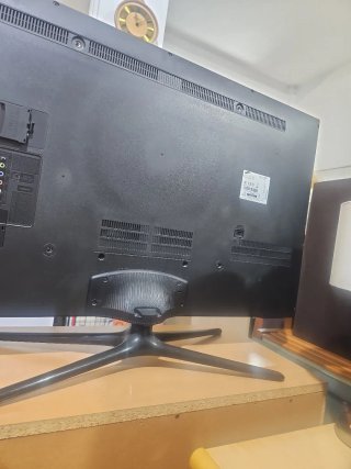 TV Samsung 46 UE46f5500aw para piezas