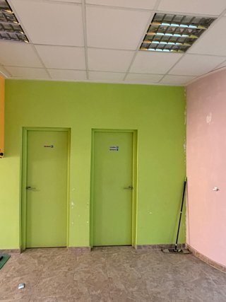 Se Alquila local de 165 m2 a dos calles en Pto Lum