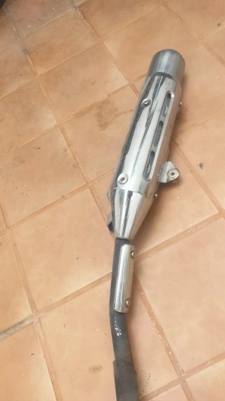 Escape Yamaha YBR 125 (2007)