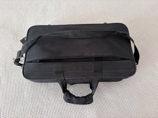 Clarinete Si bemol con accesorios