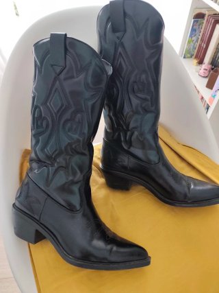 Botas Camperas Negras Talla 39