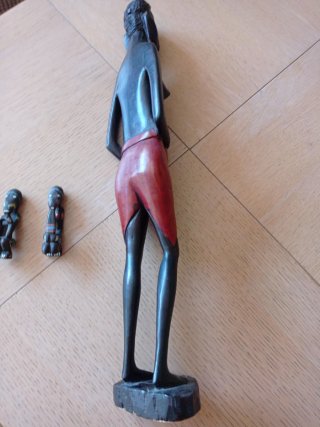 Figuras tribales africanas de madera