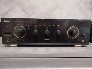 Amplificatore Teac A-R600 Nero