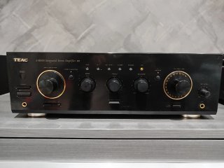 Amplificatore Teac A-R600 Nero