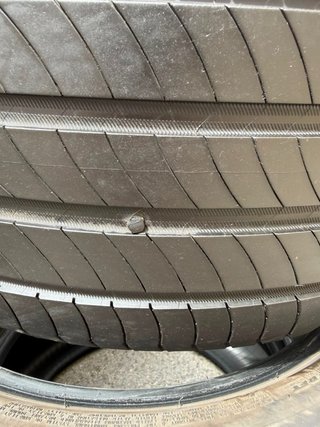 Neumáticos Michelin 255/40/18 99Y