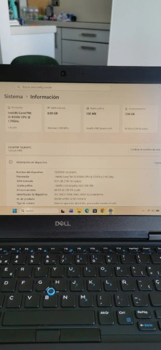 Dell Latitude 5490 i5 8GB 256GB + Cargador