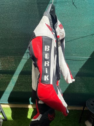 Mono de moto Berik Talla S (46)