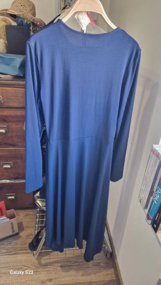 Vestido azul manga larga