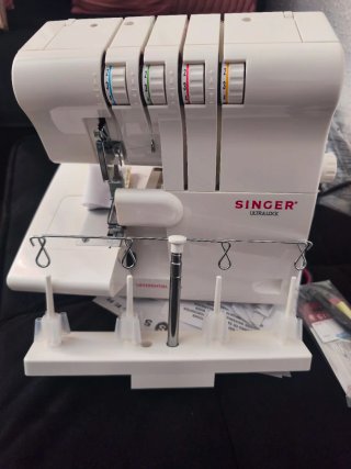 Máquina de coser Singer 14SH654