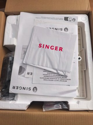 Máquina de coser Singer 14SH654
