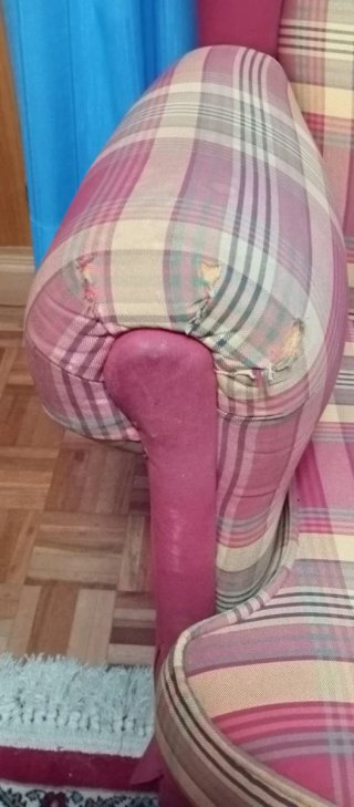 Sillón de tela a cuadros