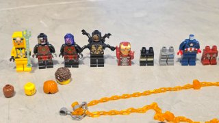 Varie figure e accessori Lego