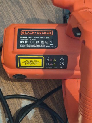 Sierra Circular Black+Decker con Láser
