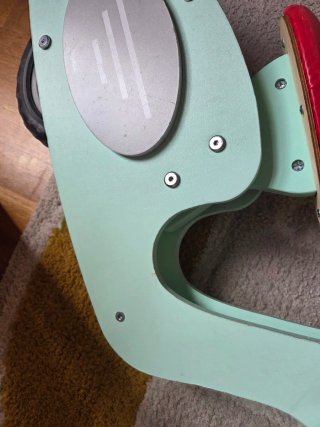 Moto de madera estilo Vespa (3-6 años)