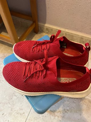 Zapatilla Deportiva Mujer Roja