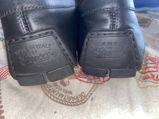 Mocasines Gucci Driver de Piel Guccissima (Negro)