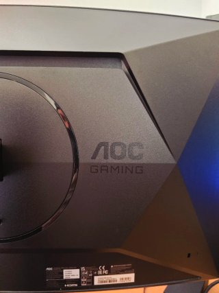 Monitor AOC C27G4ZXU 27" Fast VA  280mhz / 0.3ms