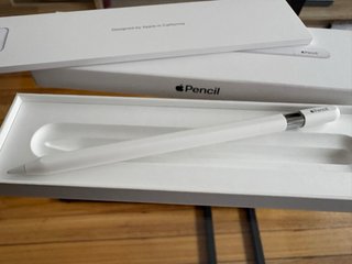 Apple Pencil USB-C | Como nuevo + funda de regalo