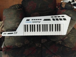 Teclado Alesis Vortex Guitarra