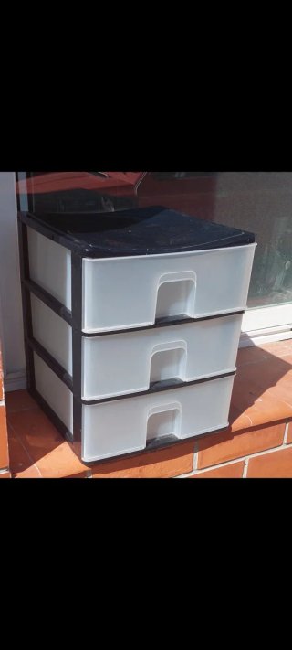 Mobile da ufficio/casa con 3 cassetti
