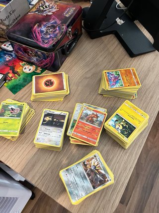Álbum Pokémon Repleto de Cartas + Cartas Pokemon