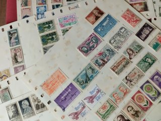 Lote 29 hojas sellos Francia