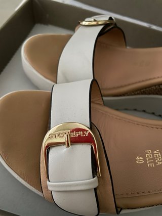 Sandalias Fluchos