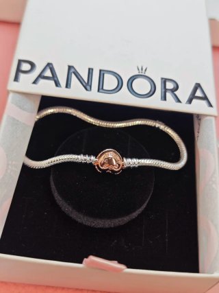 Pulsera Pandora Corazón Pave color Rose gold 19 cm