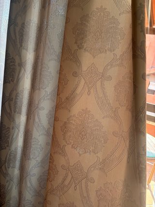 Cortinas gris y blanco