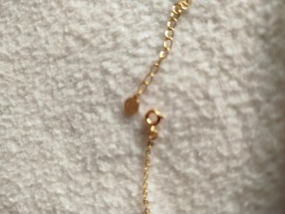 Collar cadena fina con estrellas doradas