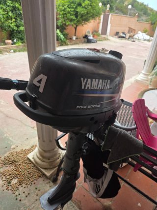 Motor Yamaha 4CV 4 Tiempos