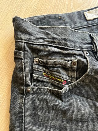 Jeans Diesel negros vintage talla 34