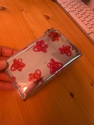 Monedero Bimba y Lola plateado flores rosas