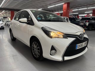 Toyota Yaris 1.3 automatico 66000kms