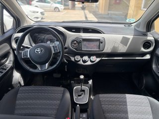 Toyota Yaris 1.3 automatico 66000kms