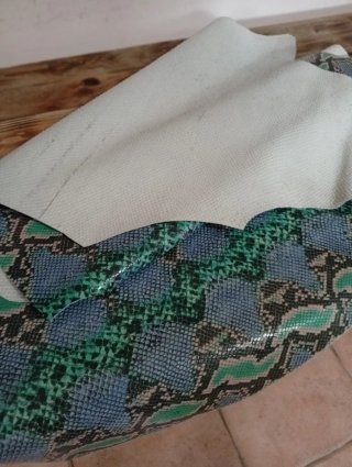 Retal Piel Vacuno Serpiente
