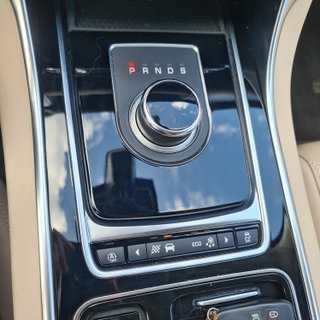 Jaguar XF 2.0d AUTOMÁTICO POCOS KM