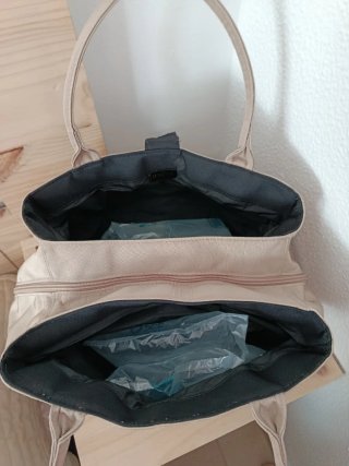 Bolso Juvena Beige con Detalle Negro